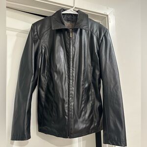 Gorgeous size small leather jacket like new